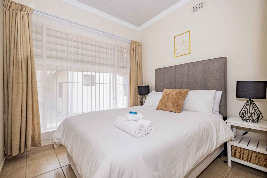 To Let 2 Bedroom Property for Rent in Oakdale Western Cape